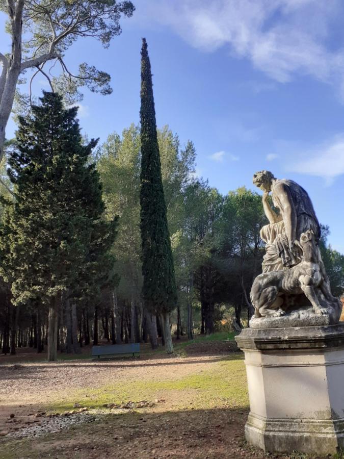 Un Oasis Au Coeur De La Vieille Ville, Classe 4 Etoiles Montpellier Exterior photo
